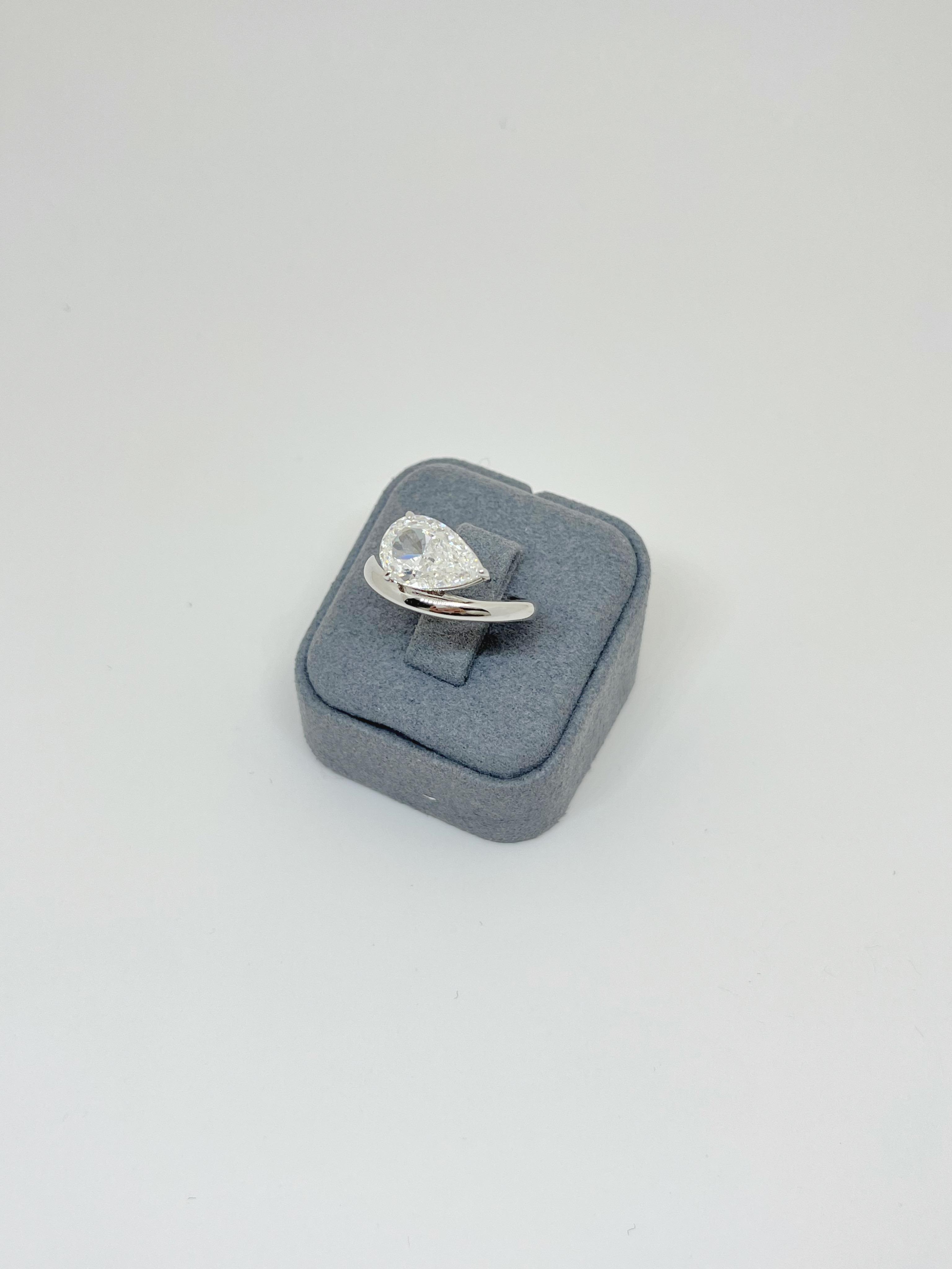 Damla Yatay Moissanite Tektaş