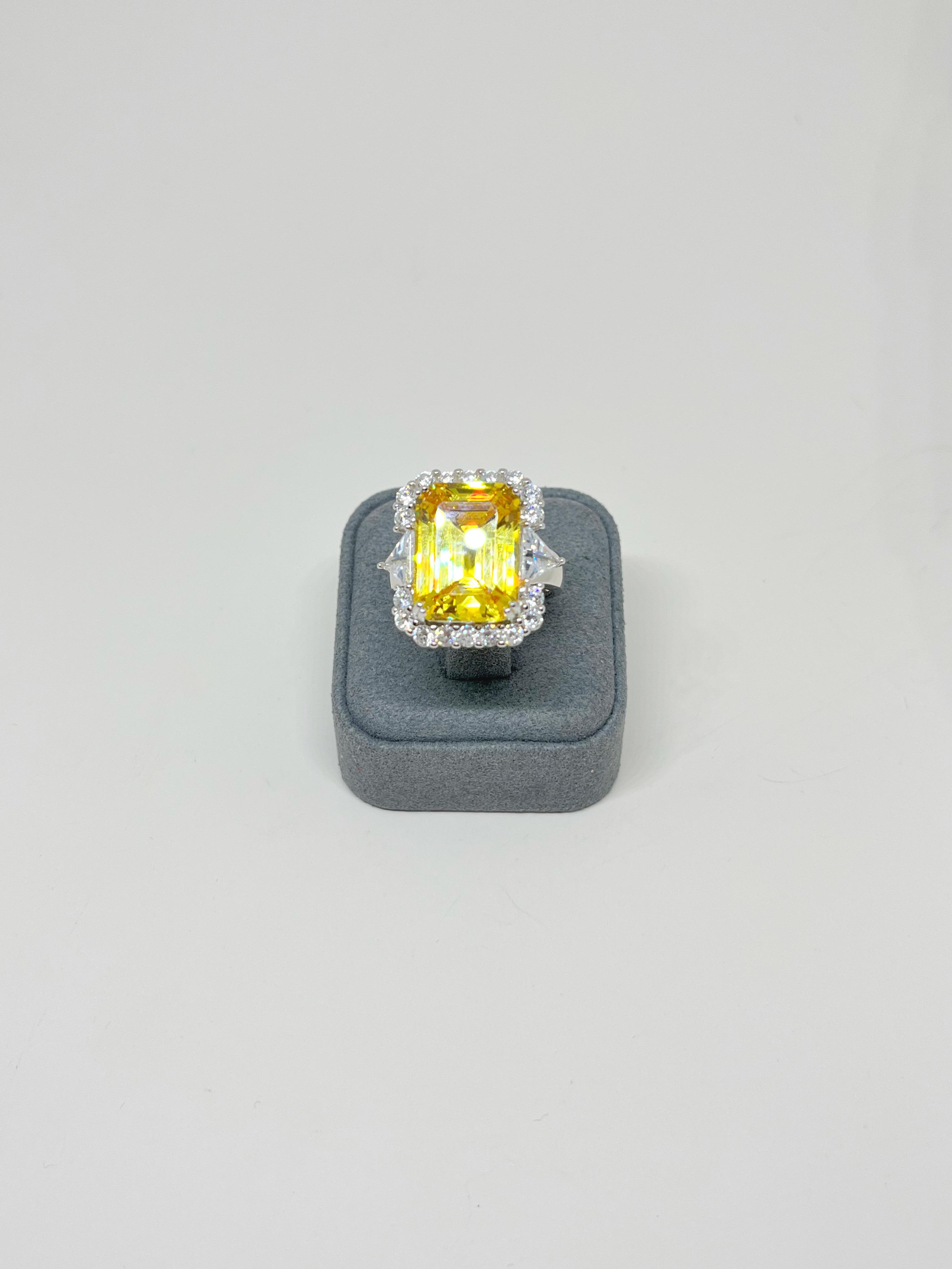 Dikdörtgen Sarı Topaz Yüzük