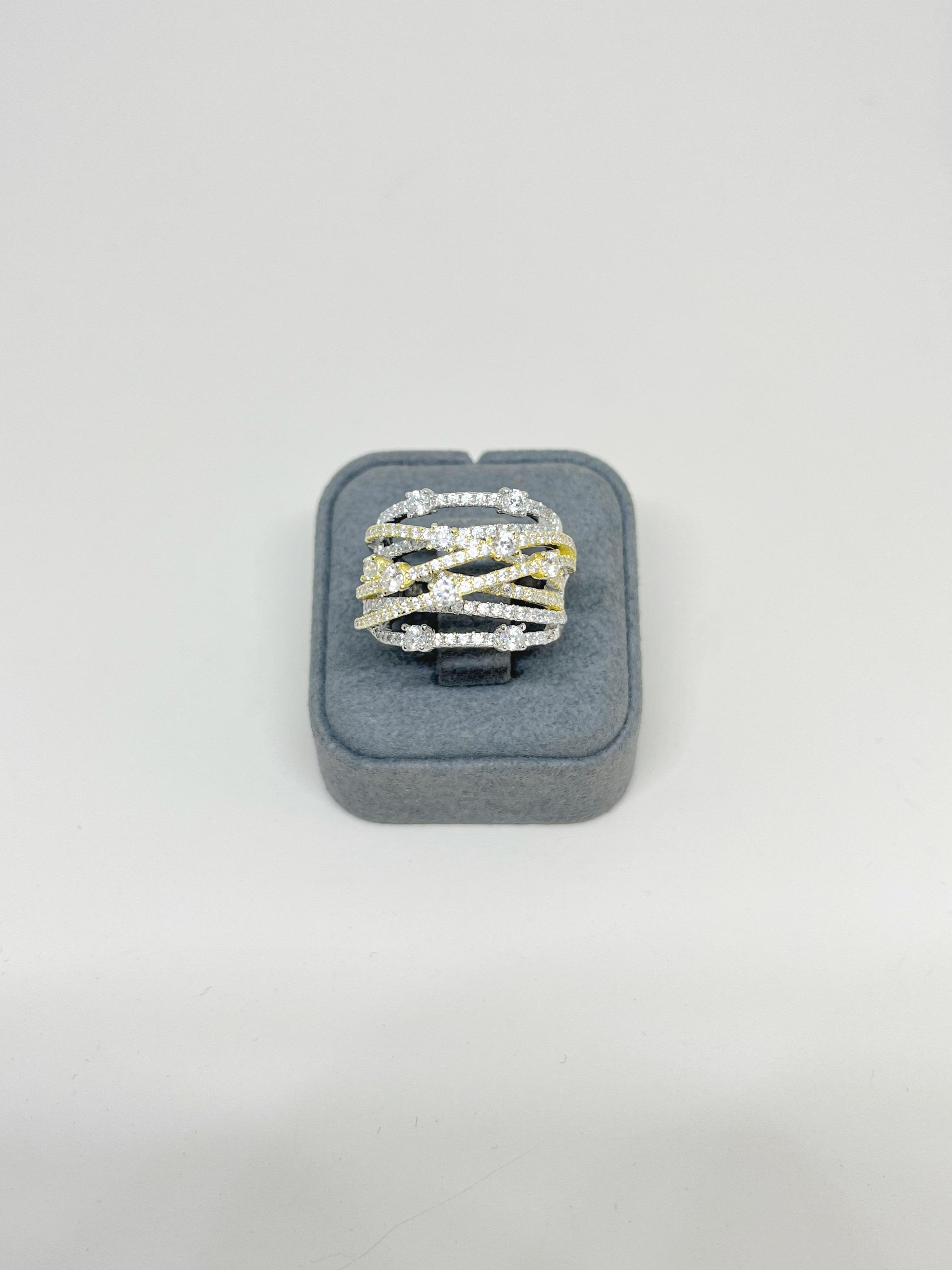 Gold-Silver Sarmal Yüzük